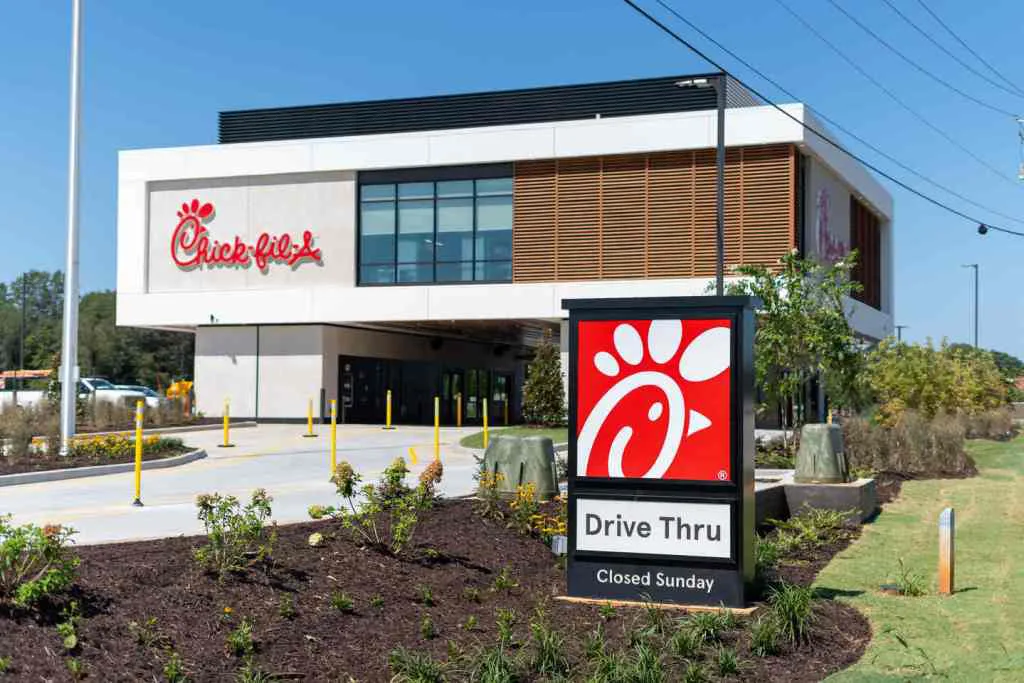 XXX Chick-fil-A we love you! Please come to Jiles Road, Kennesaw, Georgia