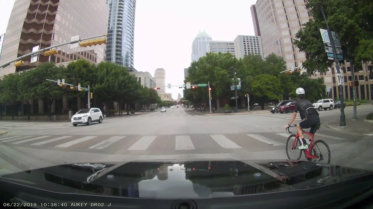 Cyclists should follow the street laws like everyone else.