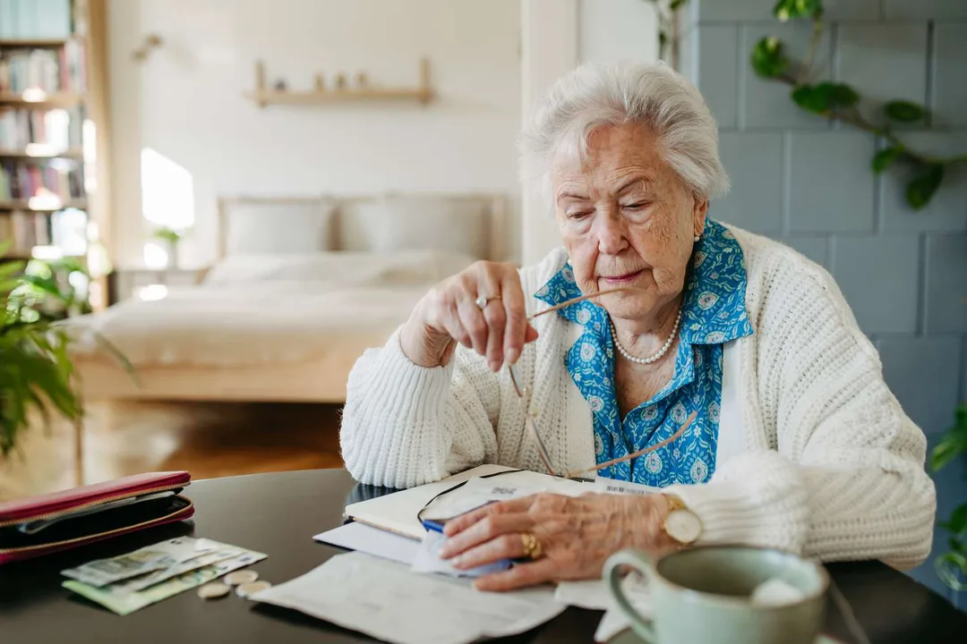 WIDOW PENSION FOR ALL AFTER 60.