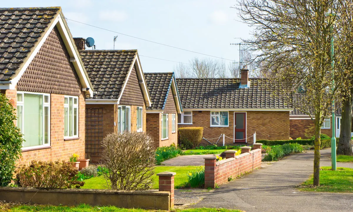 Object to the building of nine new flats in hazelwood close, Hitchin, Hertfordshire. SG5 1PP