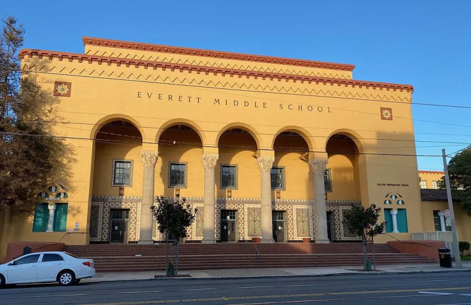 Oppose Everett Middle School as Authorized Encampment