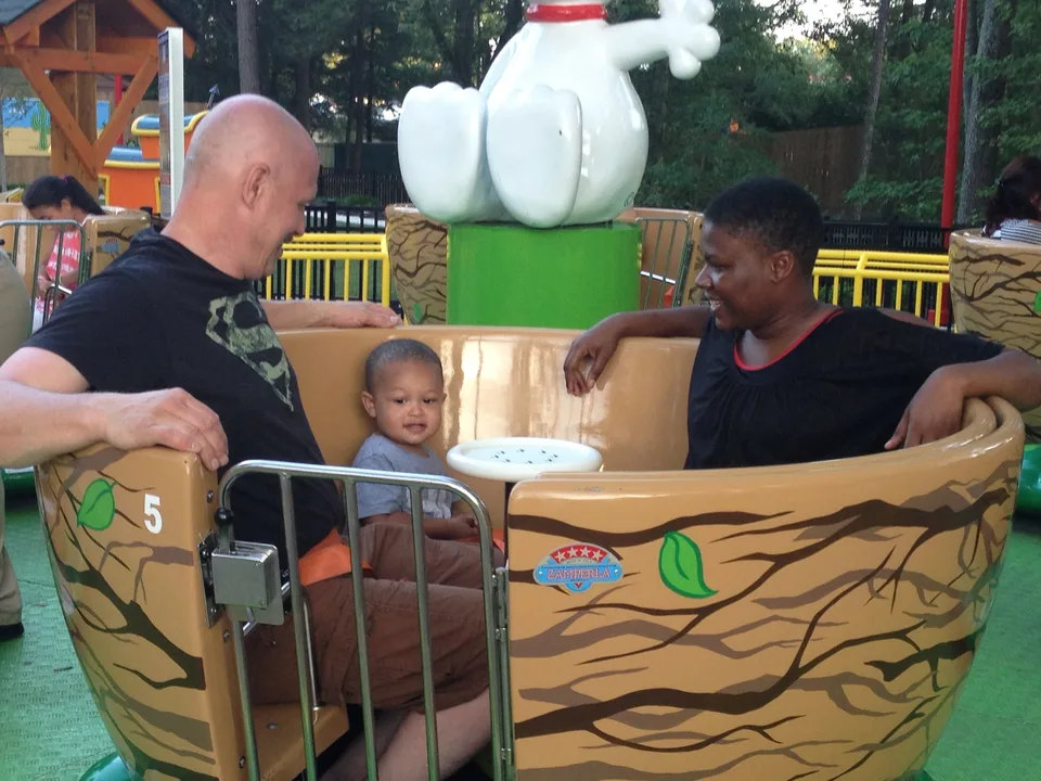 Help to petition a mother and a wife of a US citzen to keep her family.