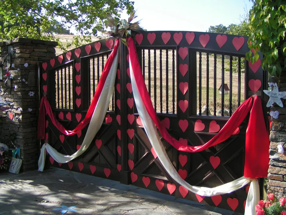 Open letter in support of Michael Jackson's children regarding Neverland