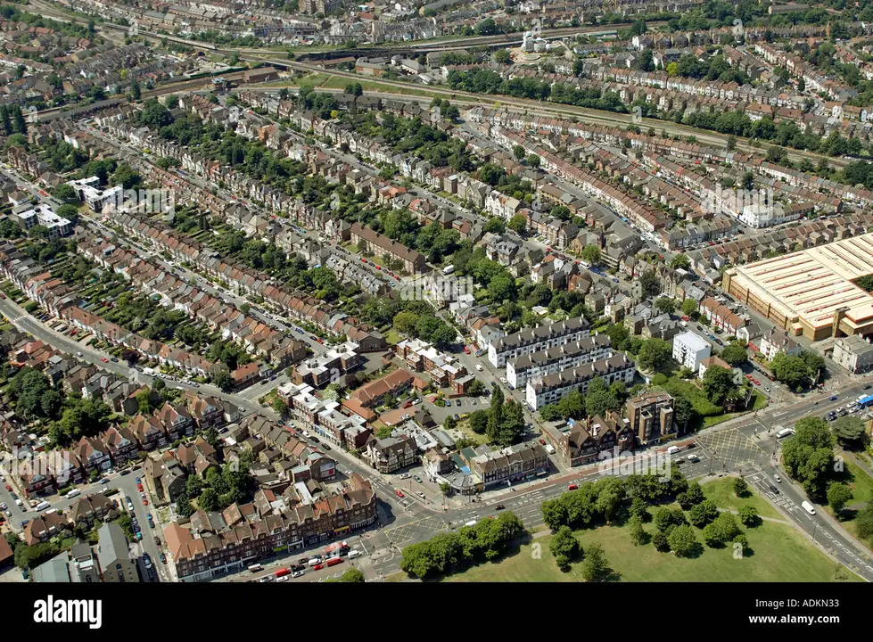 Say NO to a ‘temporary’ ice rink on Streatham Common