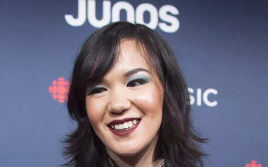 Strip Buffy St Marie’s Juno for Indigenous Artist of the year 2018 and Give it to Kelly Fraser