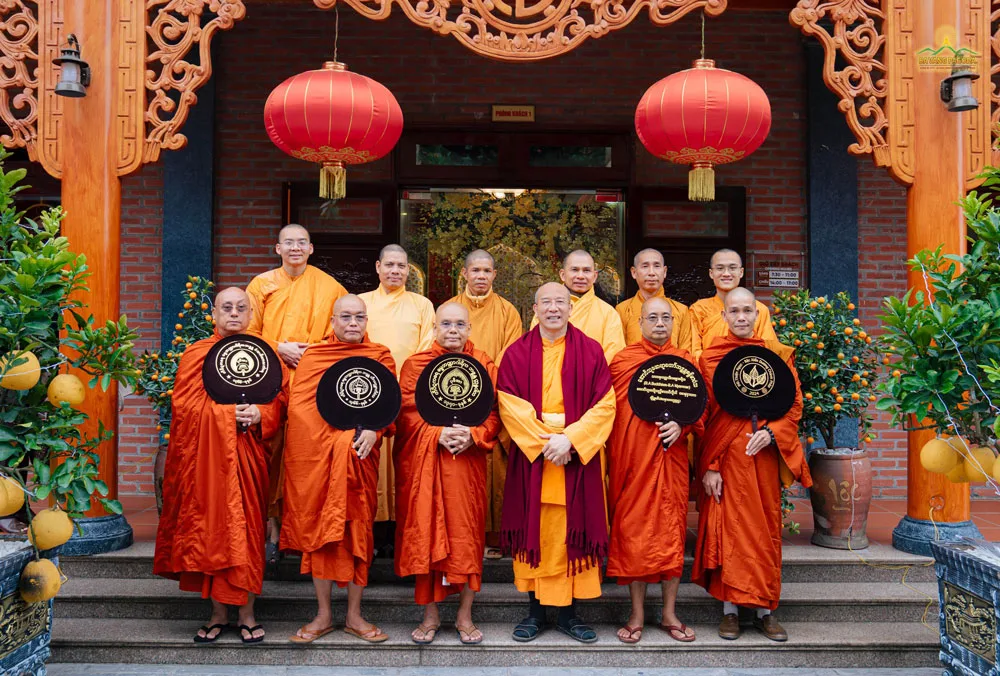 The Buddhist Monks should learn English in Burma!
