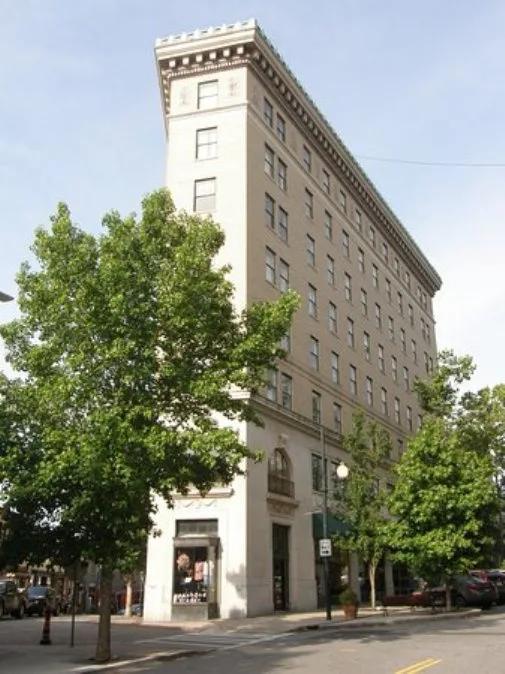 Save the Flatiron Building