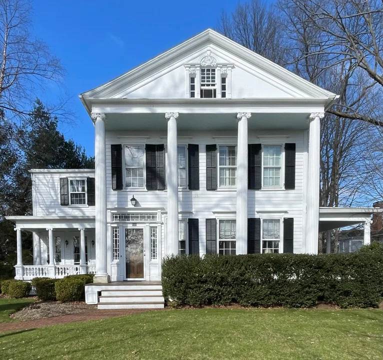 Save Ridgefield's Old Playhouse!