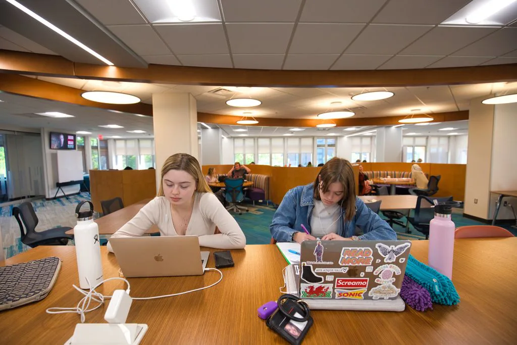 Building owners of Village Suites Oshawa: Keep study rooms and other services open past 10pm on weekdays