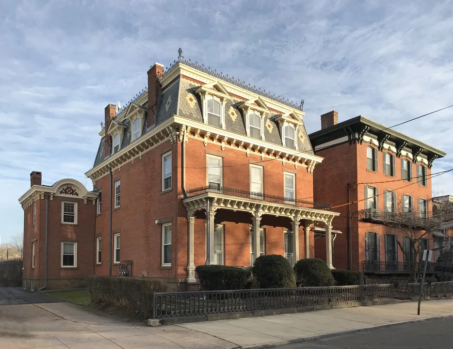 No Used Cars in Wooster Square