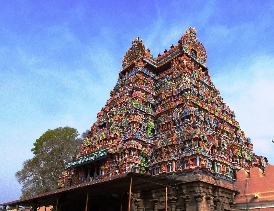 Open Srirangam Temple 2nd Prakaram for Pradhakshanam