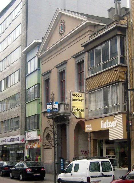 Tegen de verkoop van het Reuzenhuis