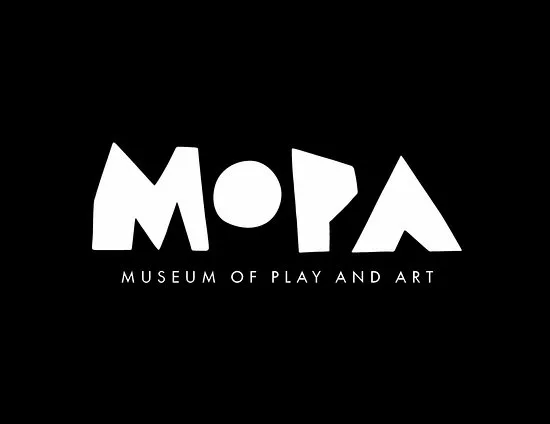 Prioritize scheduling after-4pm class options for all MoPA core courses