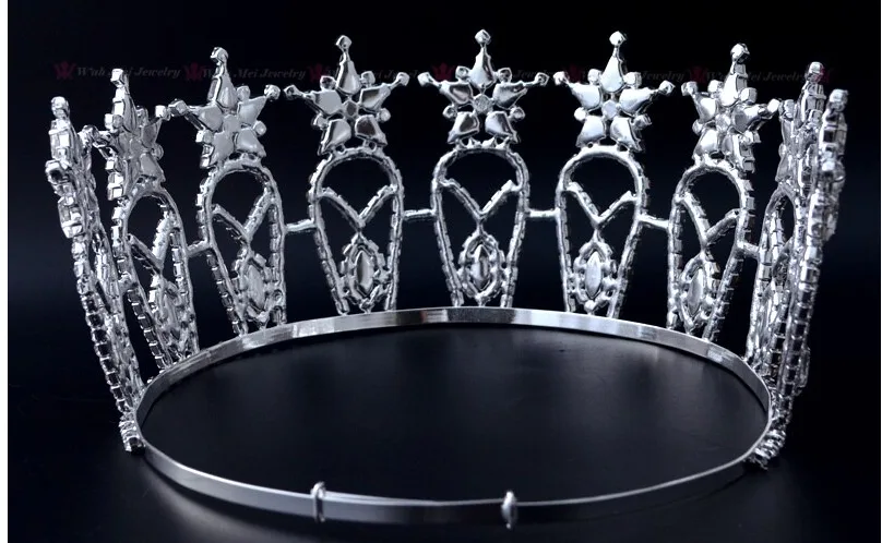 Give Carrie Prejean the Miss USA Crown