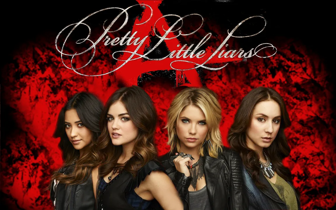 Paige/Emily in the Second Season of Pretty Little Liars 