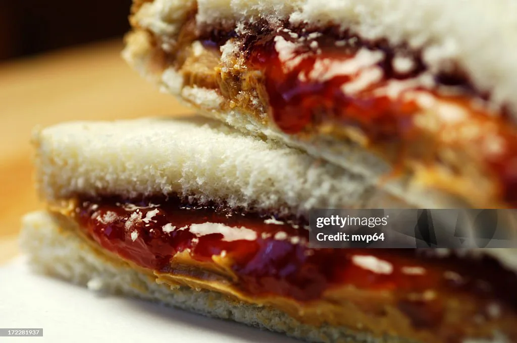 Remove Pre-packaged PB&J at Hollyrood!!!