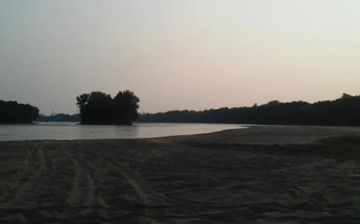 Keep Maunie Sandbar Road Public!