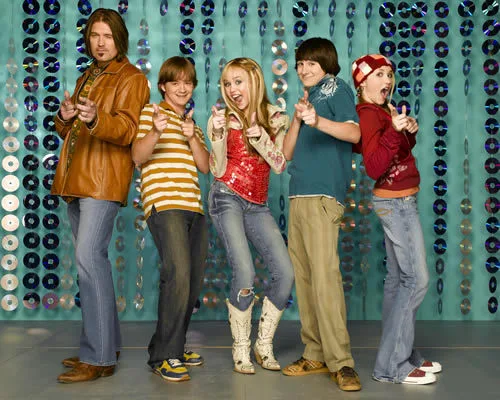 Put 'Hannah Montana' Back on Netflix