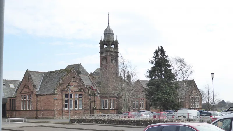 Bring back the Annan Academy Yearbook!