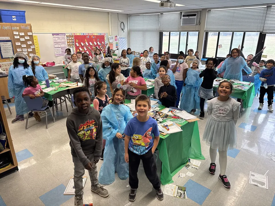 Protect our 2nd graders quality of education: Oppose North Babylon's plan at Parliament Place 
