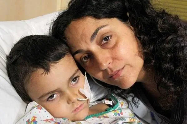 Reunite Aysha King with his parents