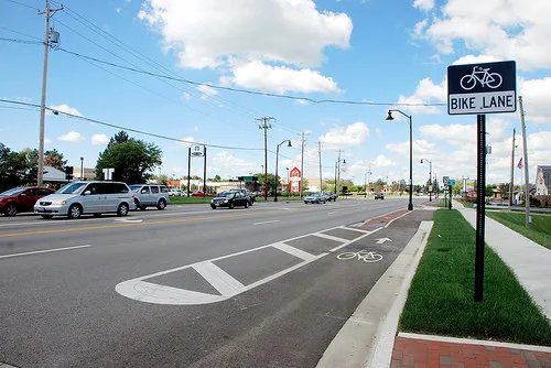 Bike Lane for Cambridge Drive