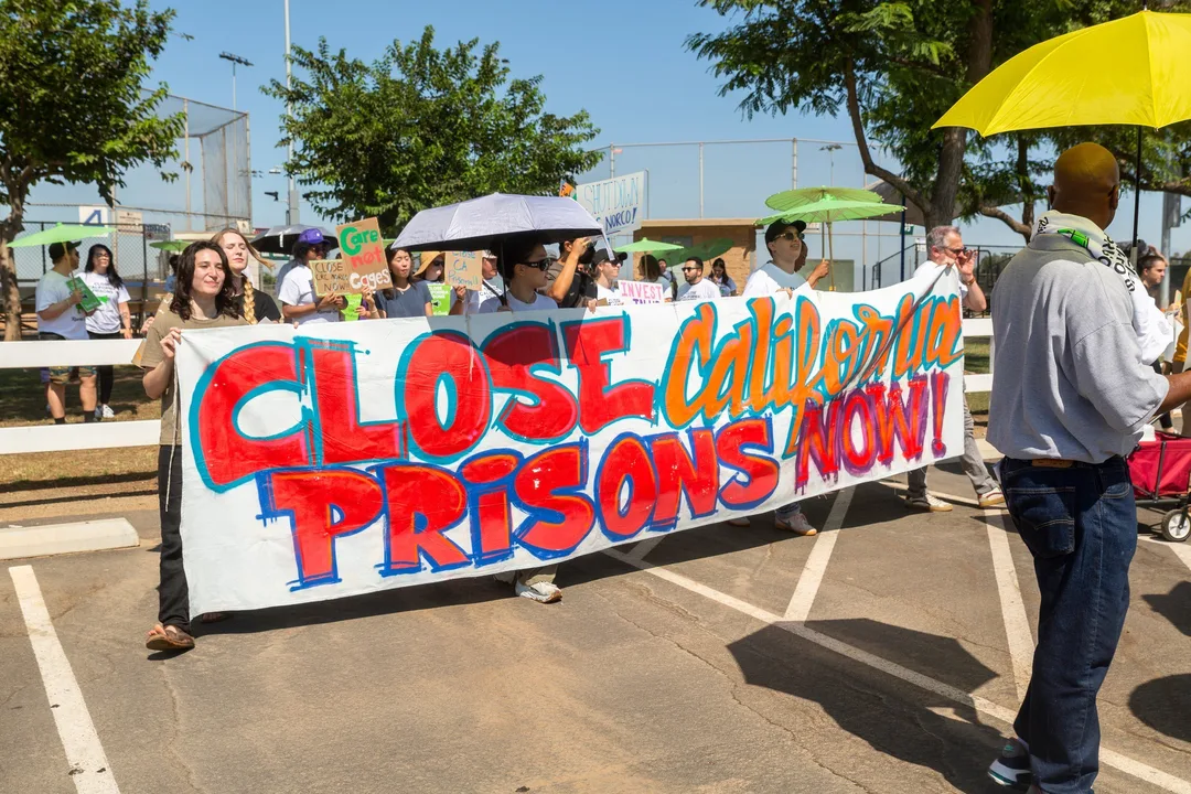 Say "NO!" to prison profiteers in our community!