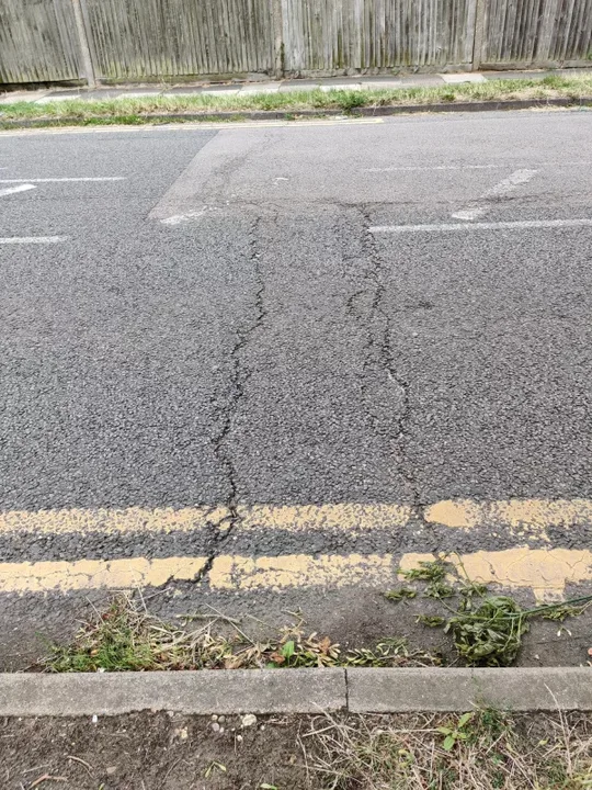 Resurfacing of road at Eastern Avenue, Pinner, HA5