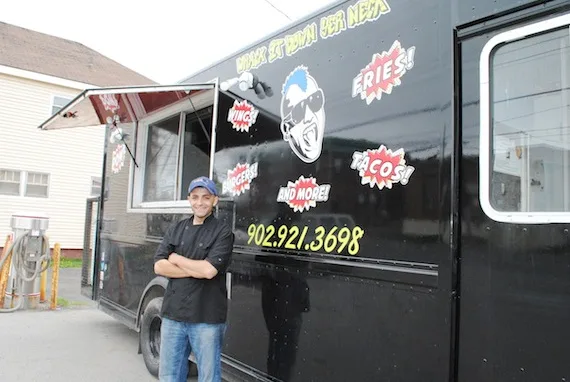 Bring Whackitdownyerneck MobileFoodTruck to Pictou