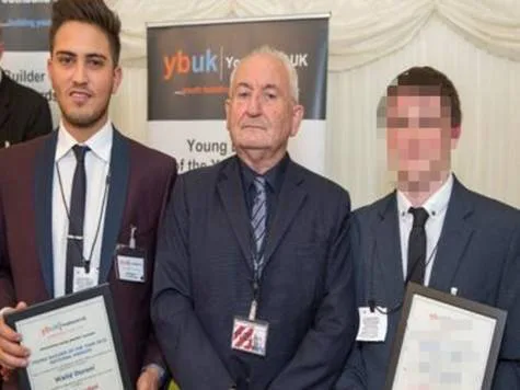 Help Walid Durani, a popular Fleet teenager stay in the UK.