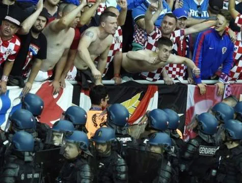 Želimo kaznu zatvora za hrvatske huligane!