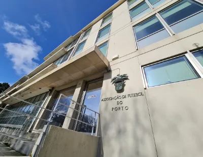 Desejamos que abra Cursos de Treinador de Futebol