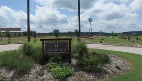SAVE THE EQUESTRIAN CENTER AT THE RESERVE AT LAKE TRAVIS!!