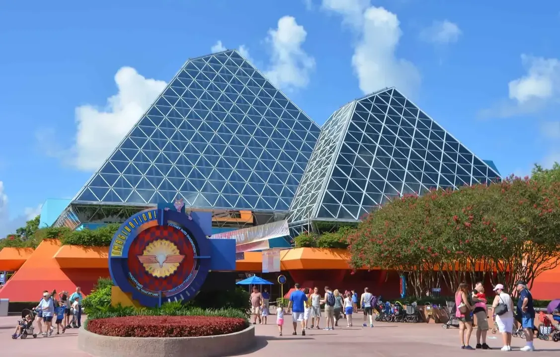 Bring back the Captain EO attraction to Epcot.