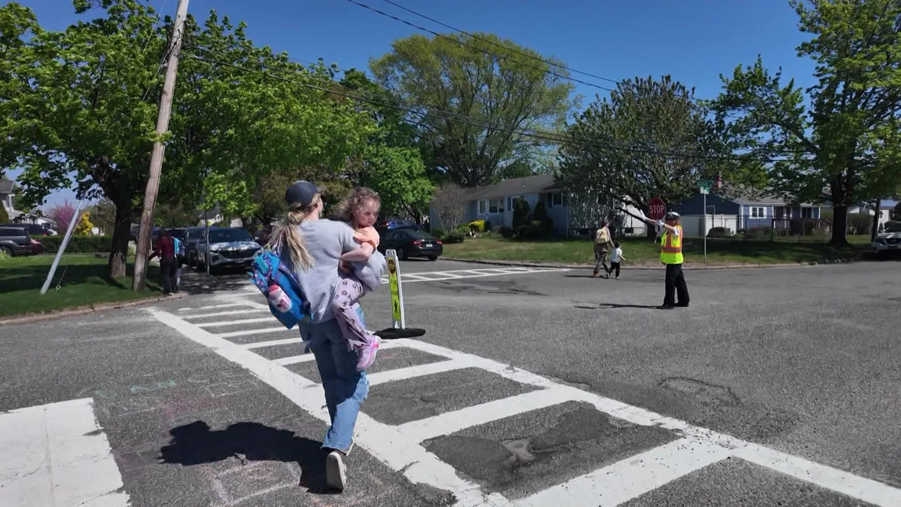 CROSSING GUARD FOR CENTER STREET SCHOOL