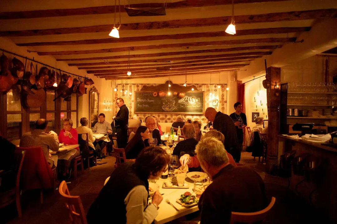 Shawarma Grill is a thrilling experience - great food and atmoshpere!