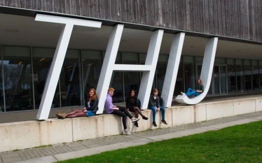 Alle kindjes van de Thij: De Thij en het Lyceum mogen NIET samen gaan!