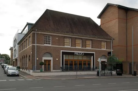 Save Redhill's old Post Office building