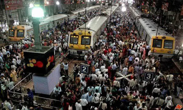Mumbai Local Trains - Medical Facilities