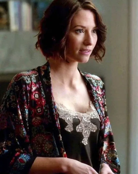 Alex Danvers Strip Tease In Season 3