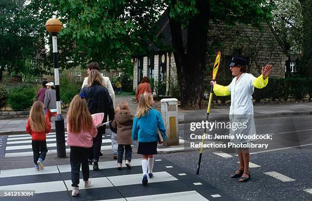 Help get willowcroft school Didcot a safe pedestrian crossing.