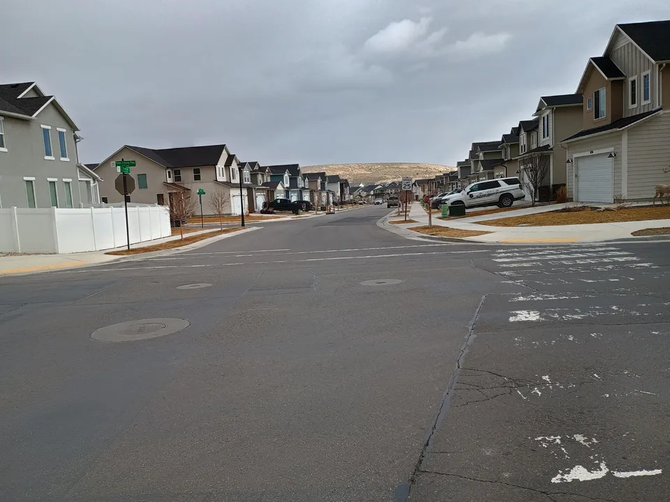 NO PRISON IN EAGLE MOUNTAIN AND SARATOGA SPRINGS,  UTAH