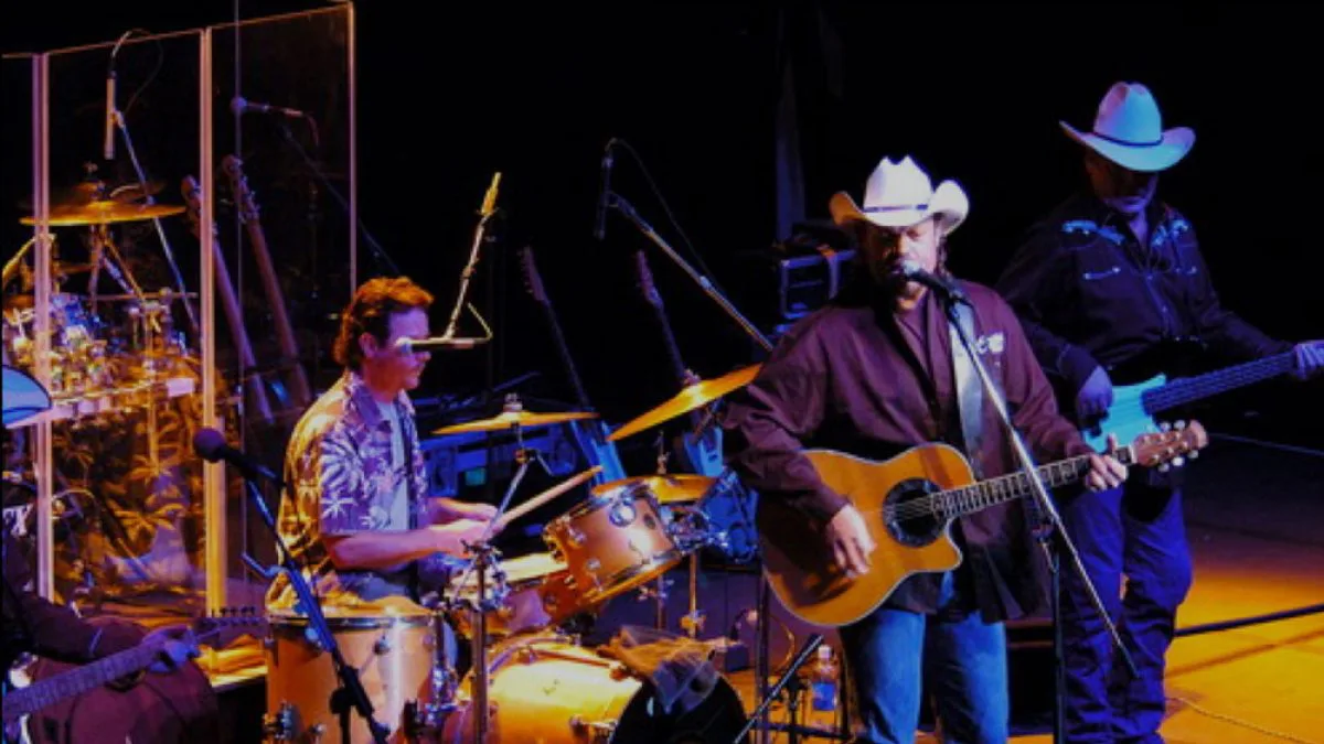 Hank Jr. go back to your original band