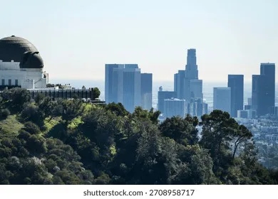 Petition to erect a Huell Howser Memorial Statue atop Griffith Park