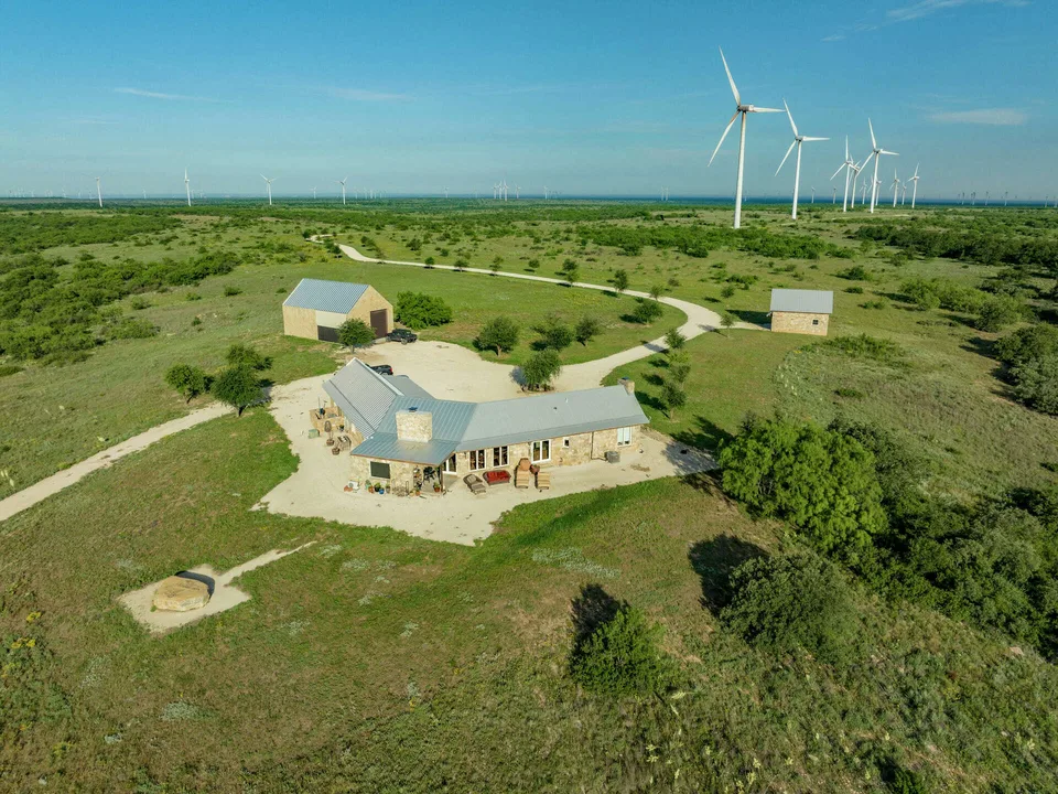  Nueces County residents opposed wind farms