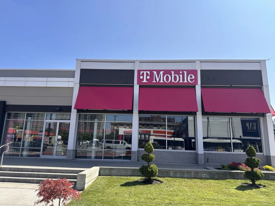 T-Mobile Uk To Update Sidekick 3/Slide Users Catalogs!!!
