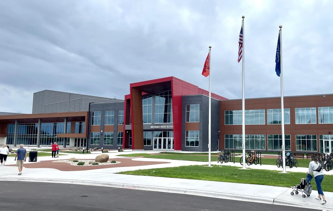 Support the Return of Cheer at Neenah High School