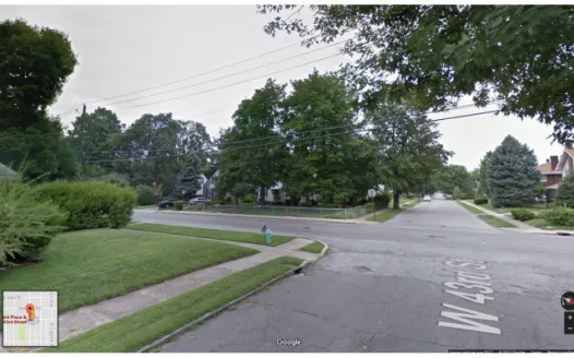 We request a north/south stop sign at 43rd and Boulevard!