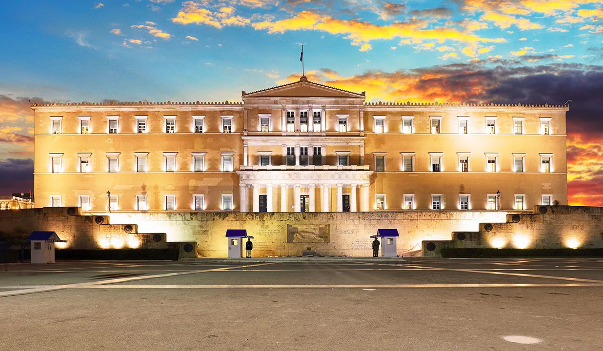 Κατάργηση των προνομίων των Ελλήνων βουλευτών!