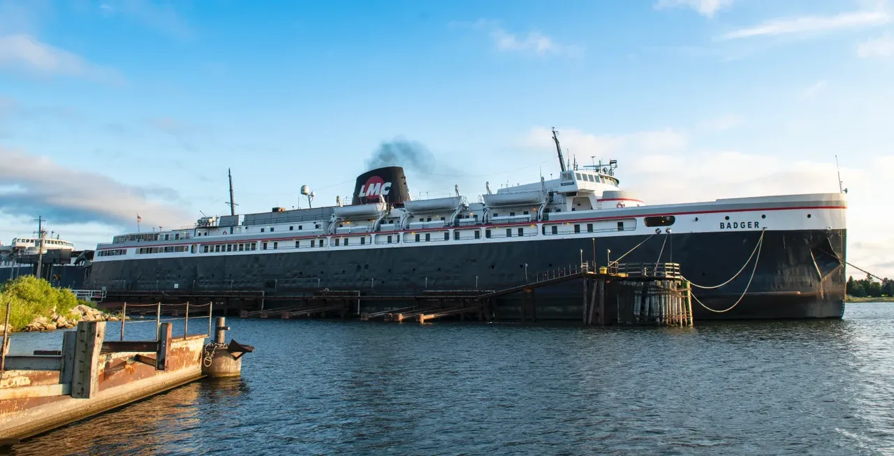 Do not grant landmark status to the Badger Ferry